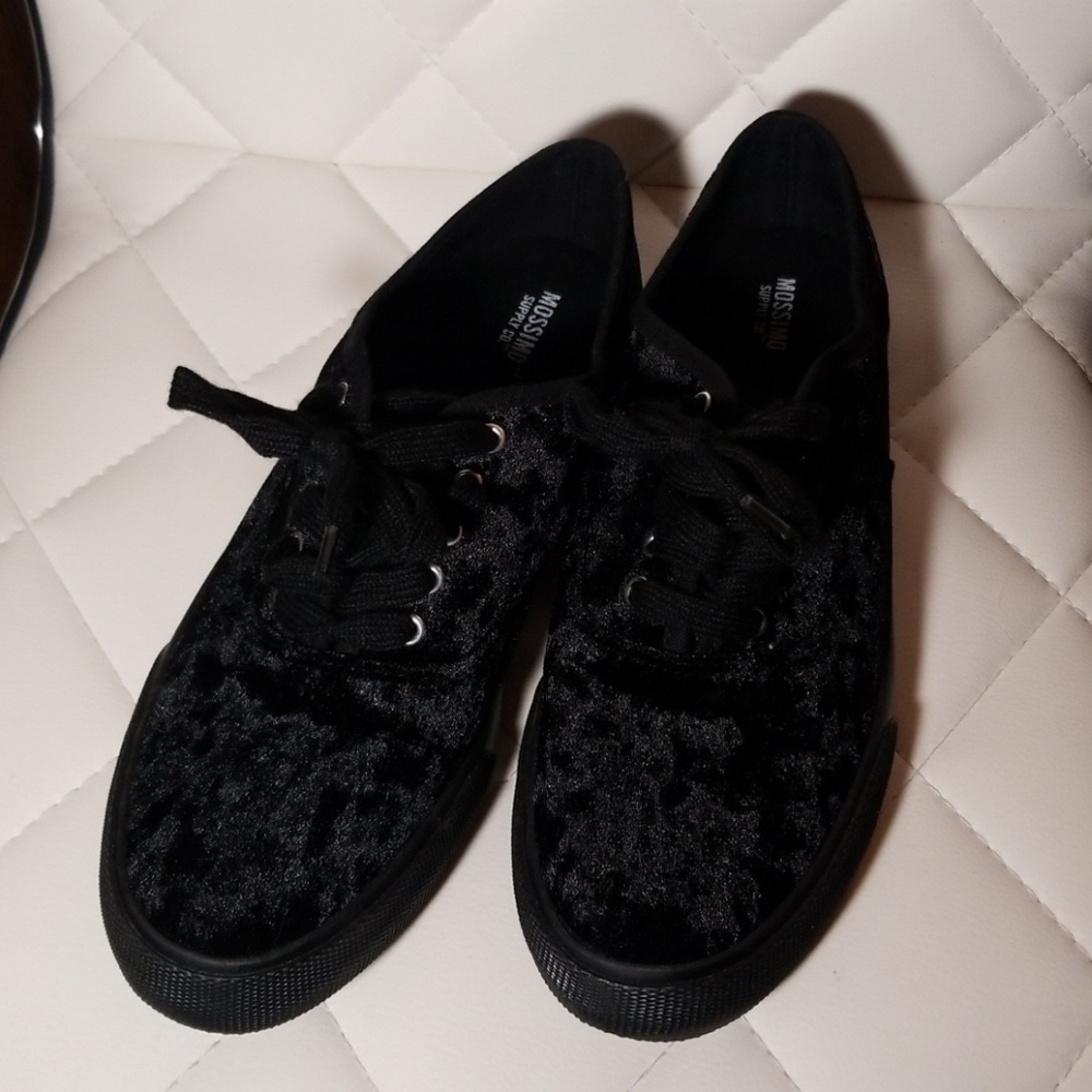Black Velvet Mossimo Sneakers